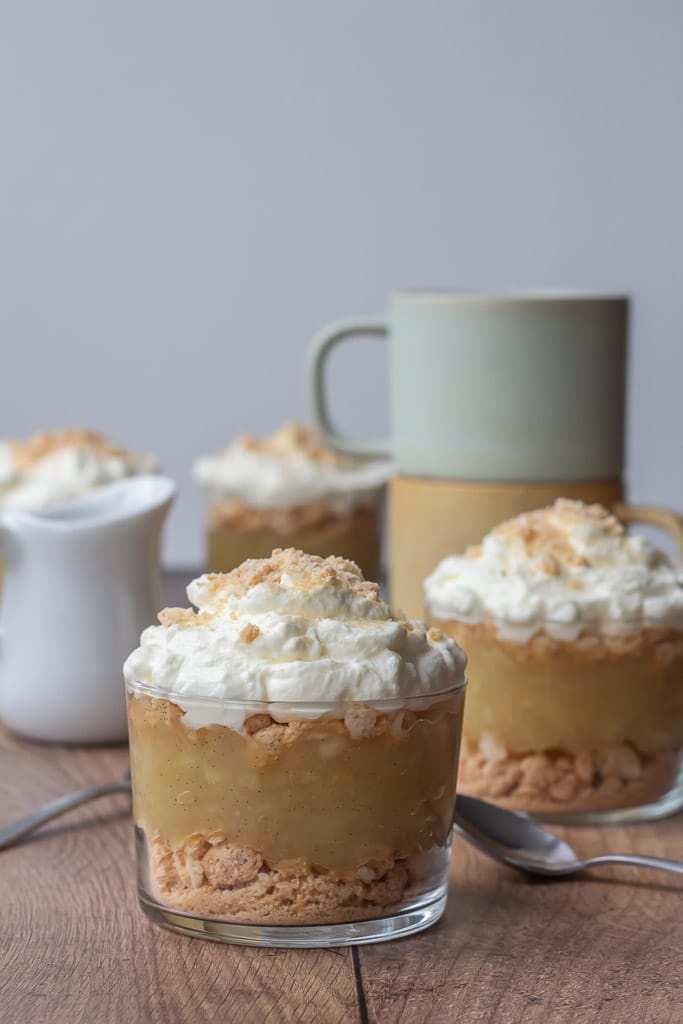 Danish apple cake (Æblekage)